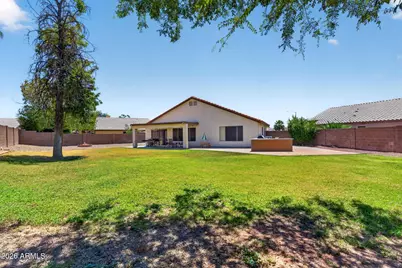 8756 W Lone Cactus Drive, Peoria, AZ 85382 - Photo 3