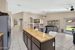 8756 W Lone Cactus Dr, Peoria, AZ 85382 - Photo 9