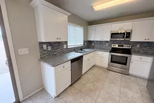 35382 N Happy Jack Dr, San Tan Valley, AZ 85144 - Photo 15