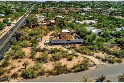 4800 E Valley Vista Lane, Paradise Valley, AZ 85253 - Photo 3