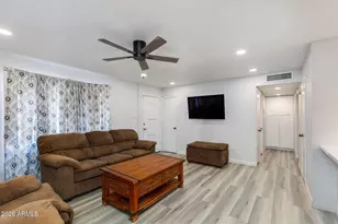 4641 E Roeser Rd, Phoenix, AZ 85040 - Photo 9