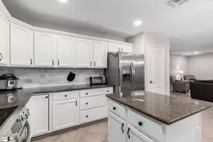 9696 E Sheena Dr, Scottsdale, AZ 85260 - Photo 15