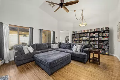 2265 W Sunshine Butte Drive, San Tan Valley, AZ 85144 - Photo 5