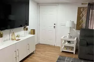 8401 N 67th Ave, Glendale, AZ 85302 - Photo 19