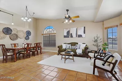 4346 W Misty Willow Lane, Glendale, AZ 85310 - Photo 3