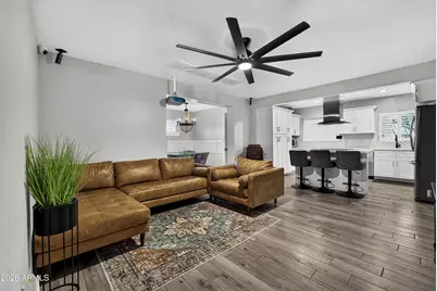 4329 E Hubbell Street, Phoenix, AZ 85008 - Photo 9