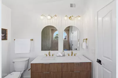 5729 E Gelding Drive, Scottsdale, AZ 85254 - Photo 11
