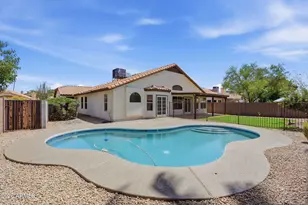 5729 E Gelding Dr, Scottsdale, AZ 85254 - Photo 11