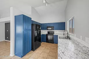 9234 W Beryl Ave, Peoria, AZ 85345 - Photo 11