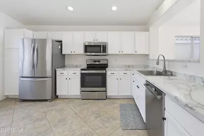 10511 W Reade Avenue, Glendale, AZ 85307 - Photo 3