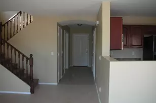 5725 S 32nd Ln, Phoenix, AZ 85041 - Photo 5