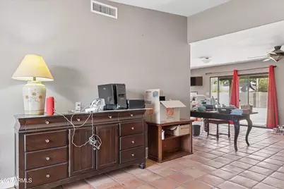 4921 E Winchcomb Drive, Scottsdale, AZ 85254 - Photo 7