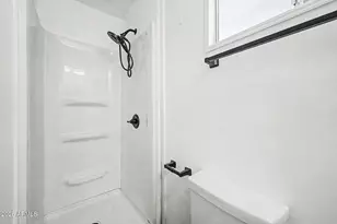 7300 N 51st Ave, Glendale, AZ 85301 - Photo 23