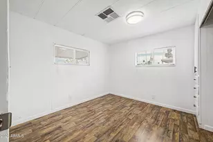 7300 N 51st Ave, Glendale, AZ 85301 - Photo 11