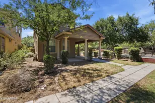 15372 W Dahlia Dr, Surprise, AZ 85379 - Photo 11