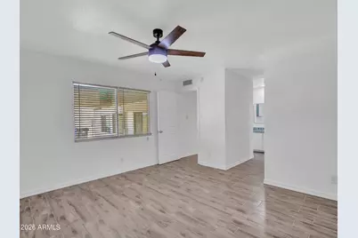 10530 W Calle Del Sol --, Phoenix, AZ 85037 - Photo 29