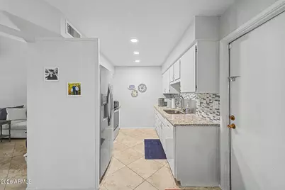 13041 N 99th Drive, Sun City, AZ 85351 - Photo 9