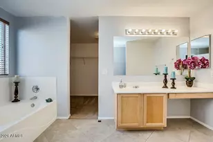 3116 W Pleasant Ln, Phoenix, AZ 85041 - Photo 9