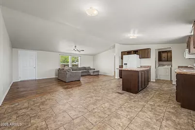 7114 W Wanda Lynn Lane, Peoria, AZ 85382 - Photo 13