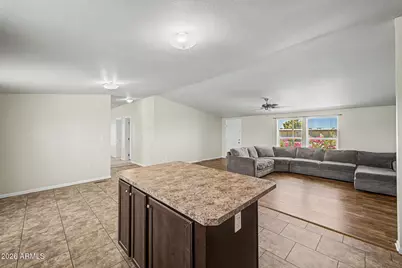 7114 W Wanda Lynn Lane, Peoria, AZ 85382 - Photo 17