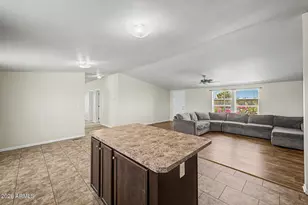 7114 W Wanda Lynn Ln, Peoria, AZ 85382 - Photo 17
