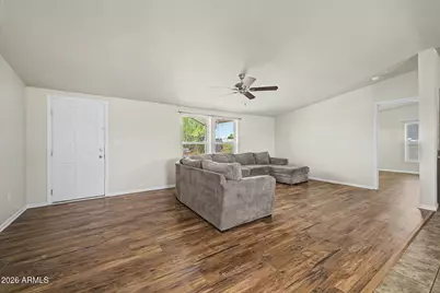 7114 W Wanda Lynn Lane, Peoria, AZ 85382 - Photo 9