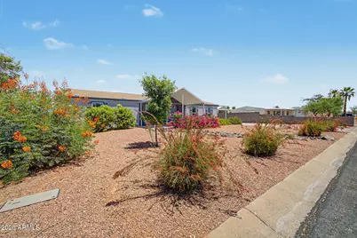 7114 W Wanda Lynn Lane, Peoria, AZ 85382 - Photo 3