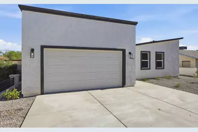 812 E Desert Drive S #96, Phoenix, AZ 85042 - Photo 13