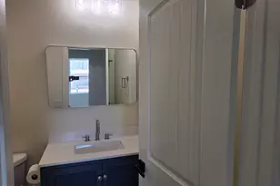 812 E Desert Dr S, Phoenix, AZ 85042 - Photo 39
