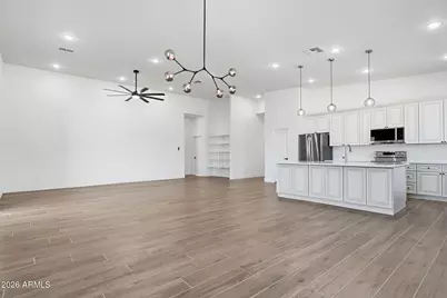 812 E Desert Drive S #96, Phoenix, AZ 85042 - Photo 23