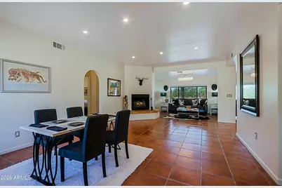 1345 E Paint Your Wagon Trail, Phoenix, AZ 85085 - Photo 9