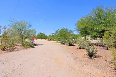 1345 E Paint Your Wagon Trail, Phoenix, AZ 85085 - Photo 63