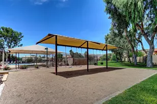 4329 E South Fork Dr, Phoenix, AZ 85044 - Photo 33