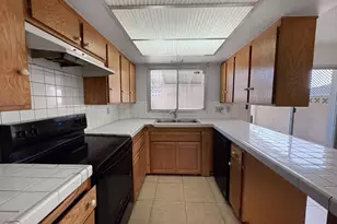 6541 N 44th Ave, Glendale, AZ 85301 - Photo 11