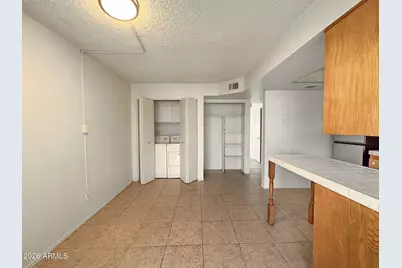 6541 N 44th Avenue, Glendale, AZ 85301 - Photo 9