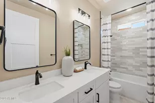 7827 N 3rd St, Phoenix, AZ 85020 - Photo 39