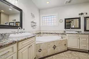 18415 N 13th Pl, Phoenix, AZ 85022 - Photo 17