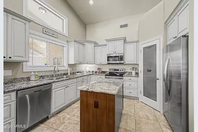 18415 N 13th Place, Phoenix, AZ 85022 - Photo 11