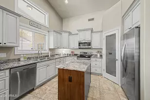 18415 N 13th Pl, Phoenix, AZ 85022 - Photo 11