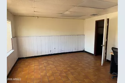 6018 W Glendale Avenue, Glendale, AZ 85301 - Photo 3
