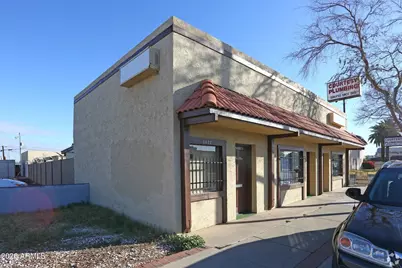 6018 W Glendale Avenue, Glendale, AZ 85301 - Photo 1