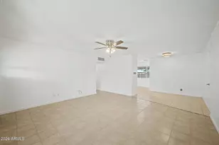 3915 W Berridge Ln, Phoenix, AZ 85019 - Photo 7