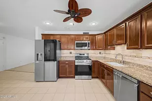 3915 W Berridge Ln, Phoenix, AZ 85019 - Photo 11
