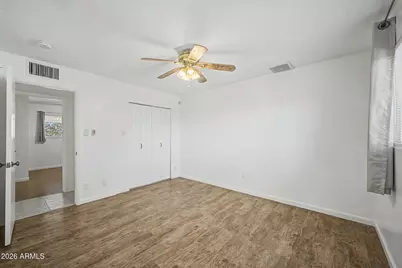 3915 W Berridge Lane, Phoenix, AZ 85019 - Photo 13