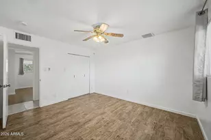 3915 W Berridge Ln, Phoenix, AZ 85019 - Photo 13