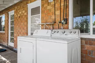 3915 W Berridge Ln, Phoenix, AZ 85019 - Photo 25