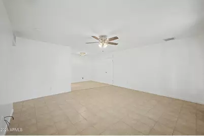 3915 W Berridge Lane, Phoenix, AZ 85019 - Photo 5
