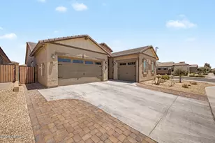 18904 W Laurel Ln, Surprise, AZ 85388 - Photo 3