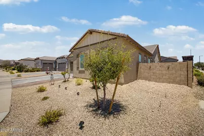 18904 W Laurel Lane, Surprise, AZ 85388 - Photo 3