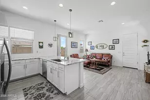 18904 W Laurel Ln, Surprise, AZ 85388 - Photo 25